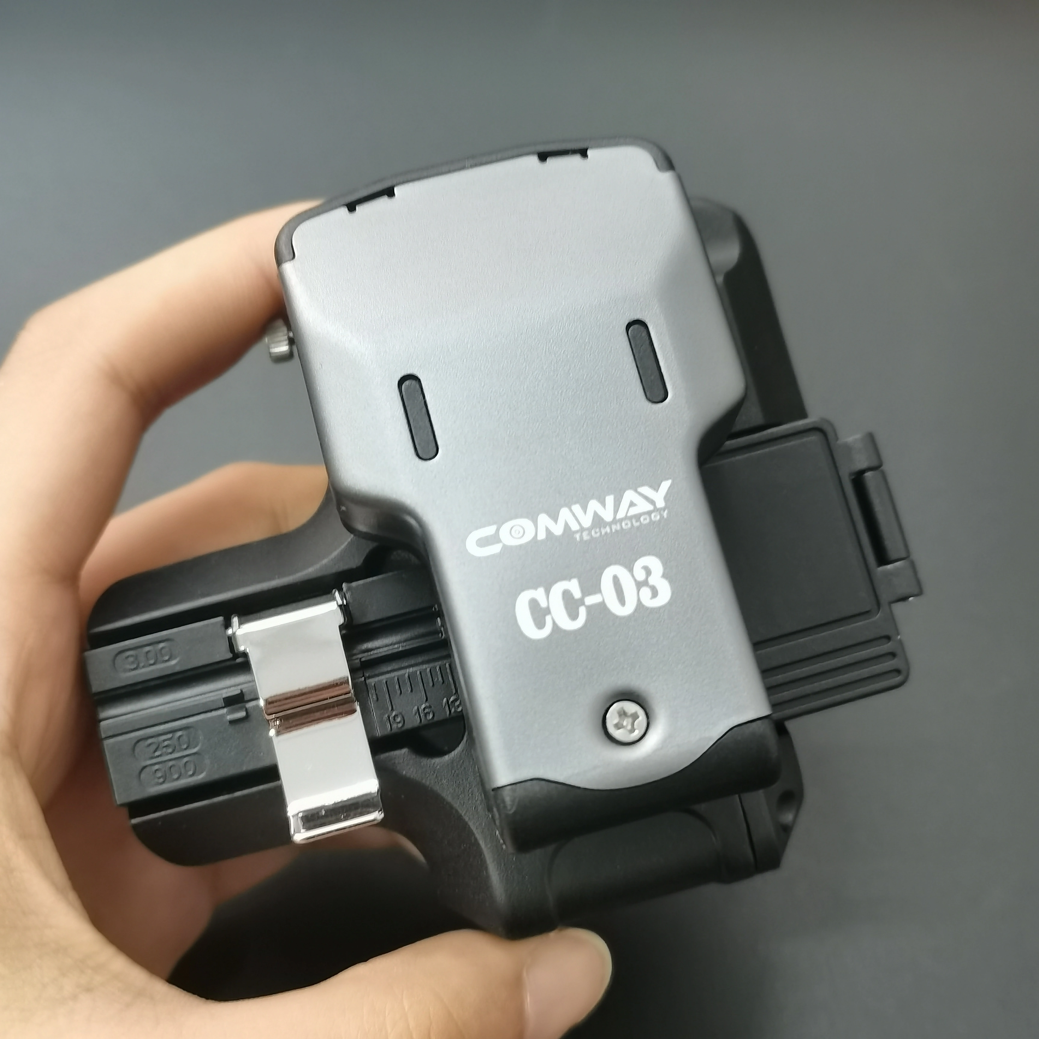 COMWAY CC-03 TAM OTOMATİK FİBER OPTİK KESİCİ